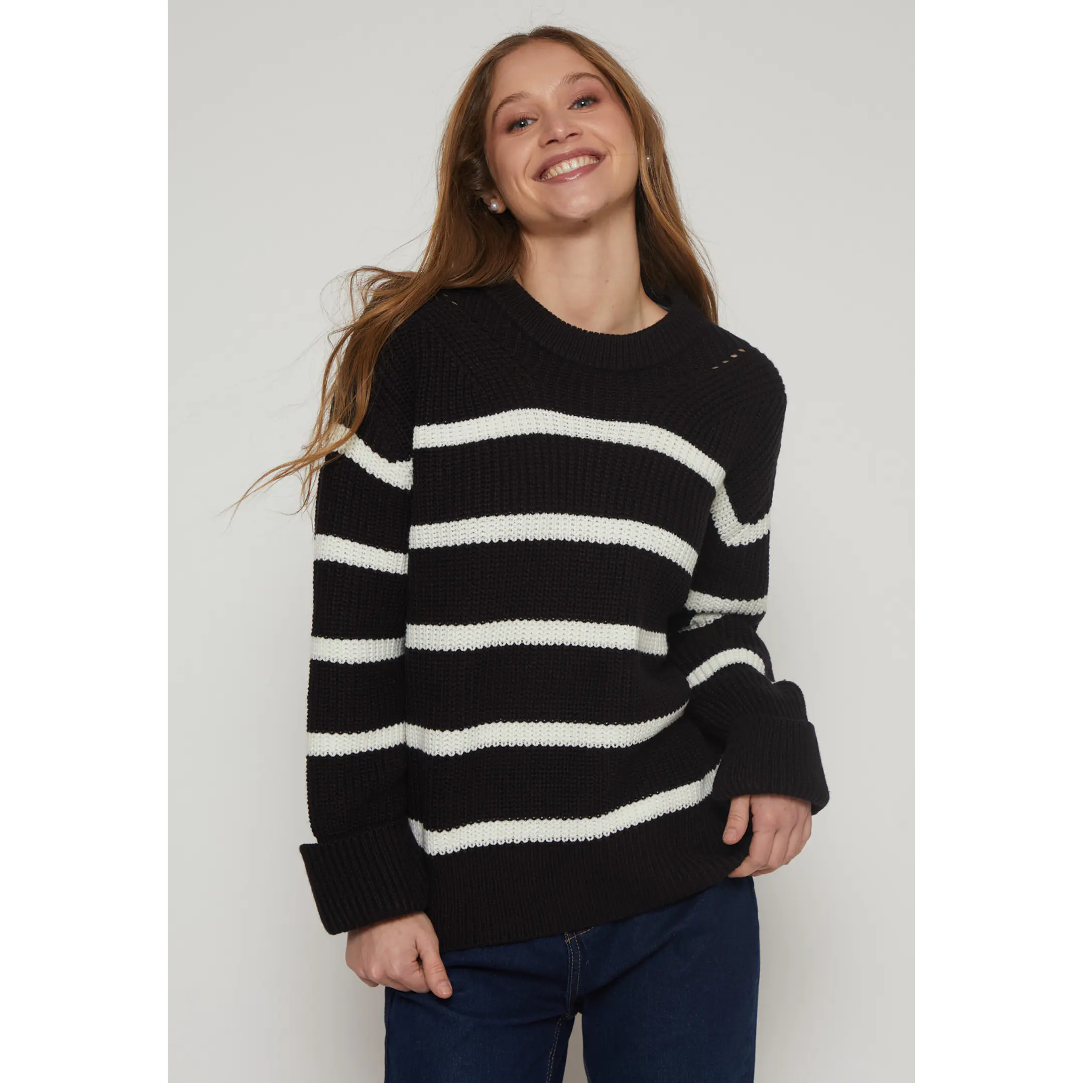 Sweater Rayas Mujer Negro Familyshop 1