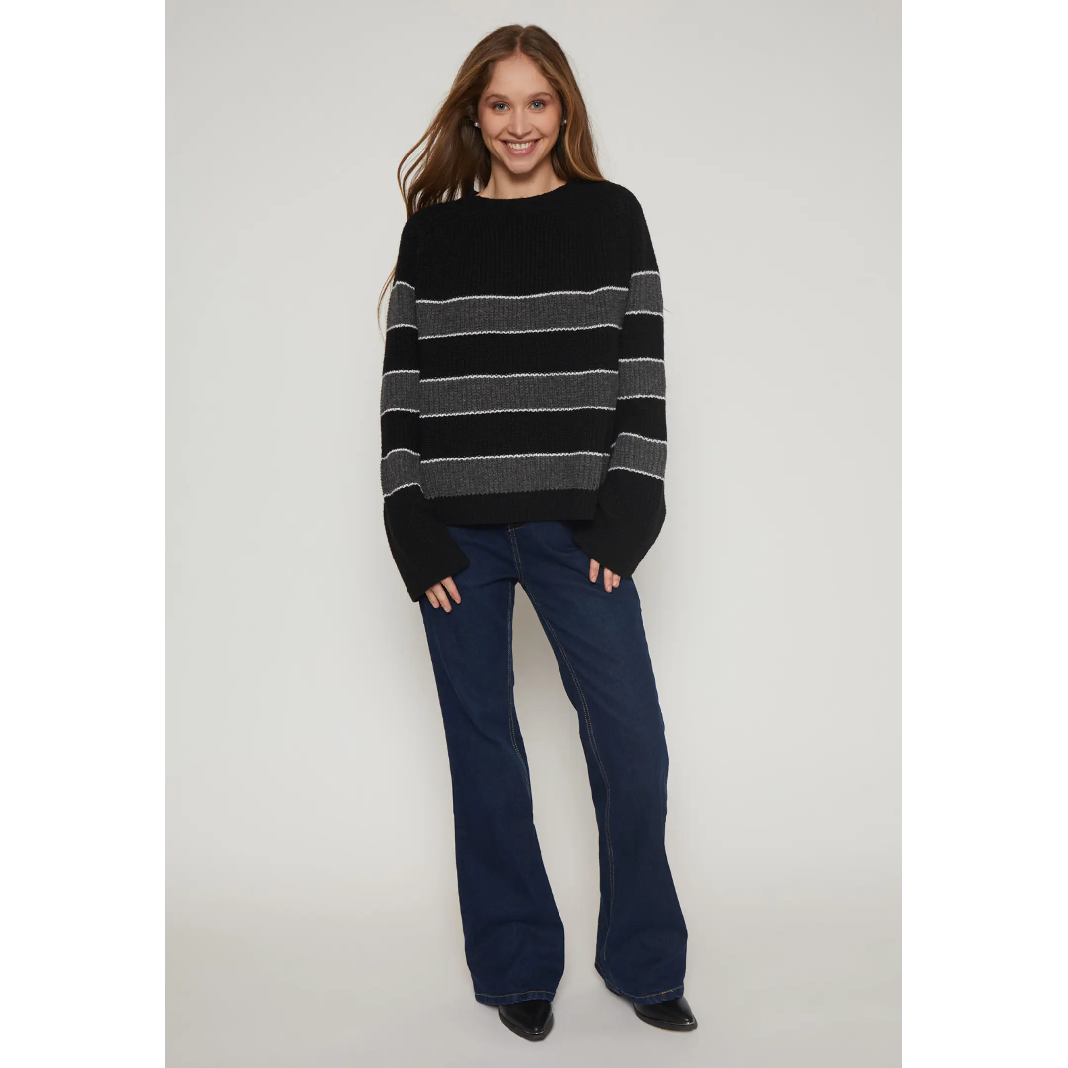 Sweater Franja Mujer Negro Familyshop 4