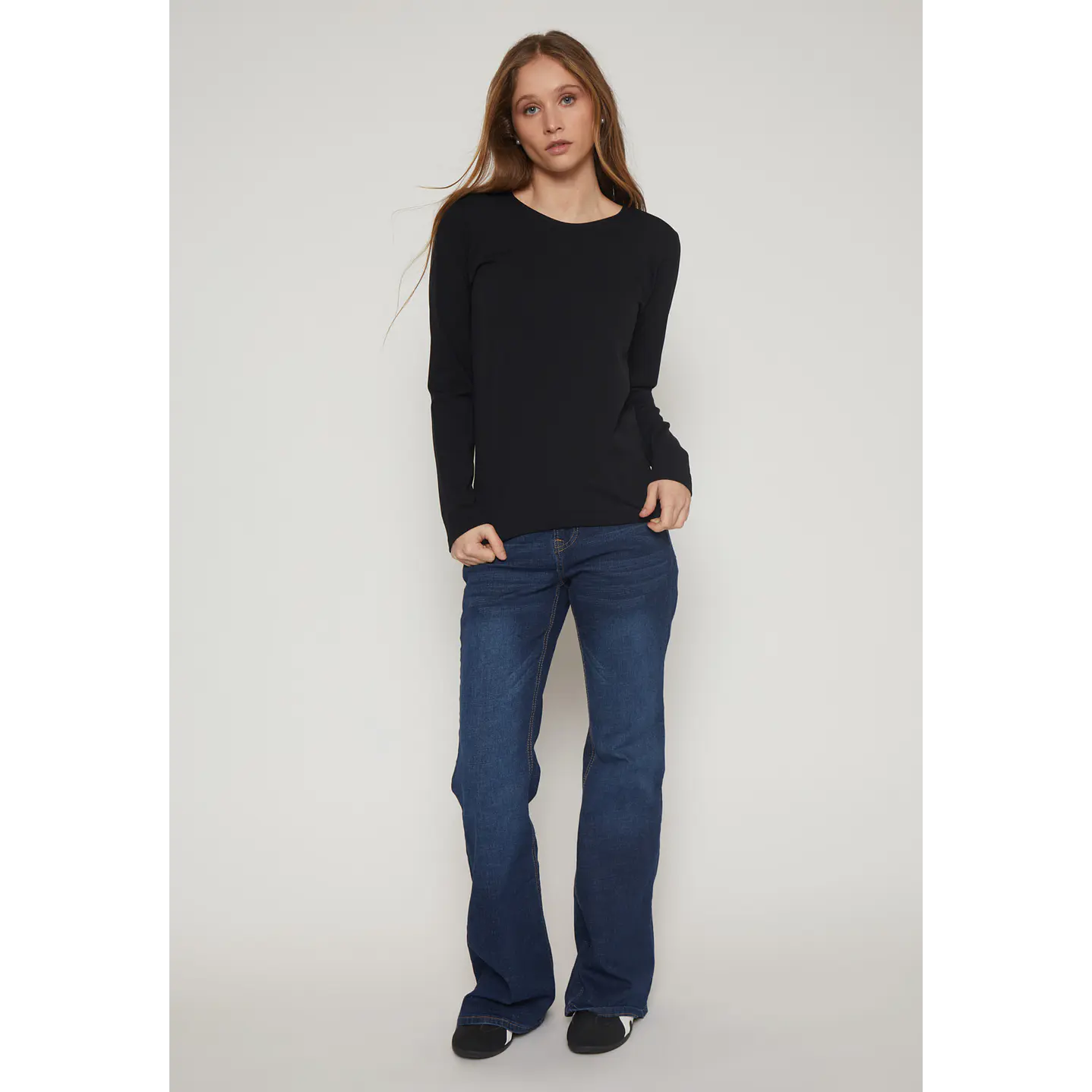 Camiseta Micropolar Mujer Negro Familyshop 4