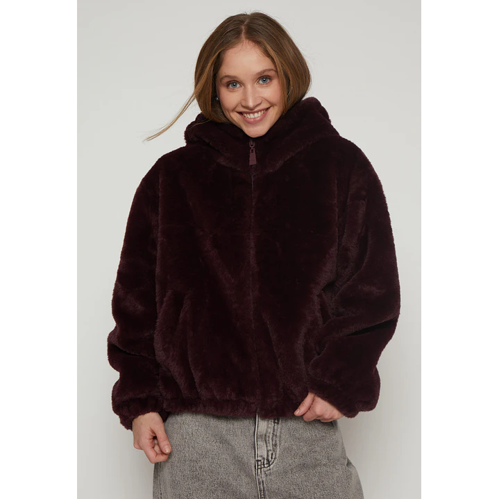 Chaqueta Piel Gorro Mujer Burdeo Familyshop 1