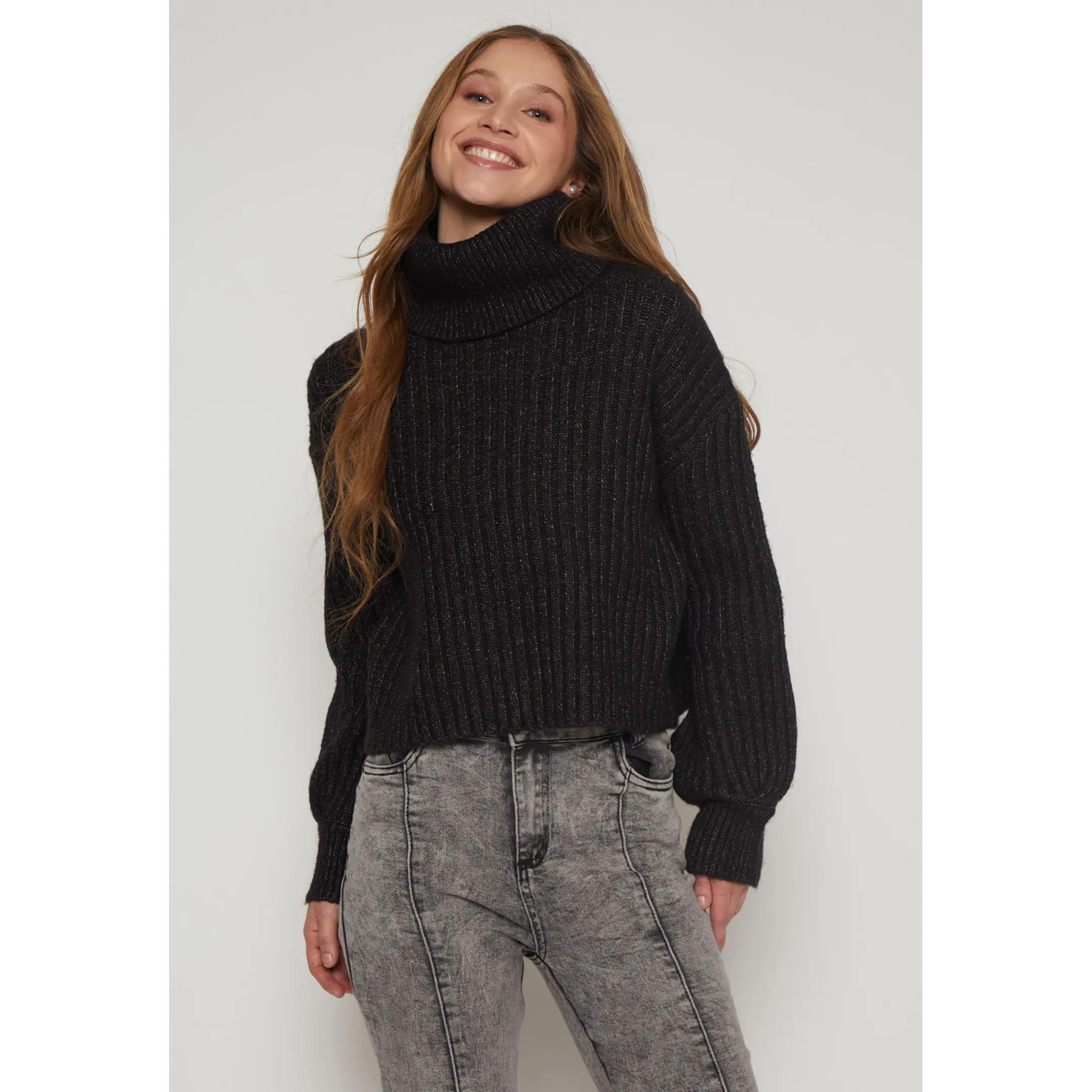 Sweater Canutón Cuello Mujer Negro Familyshop 1