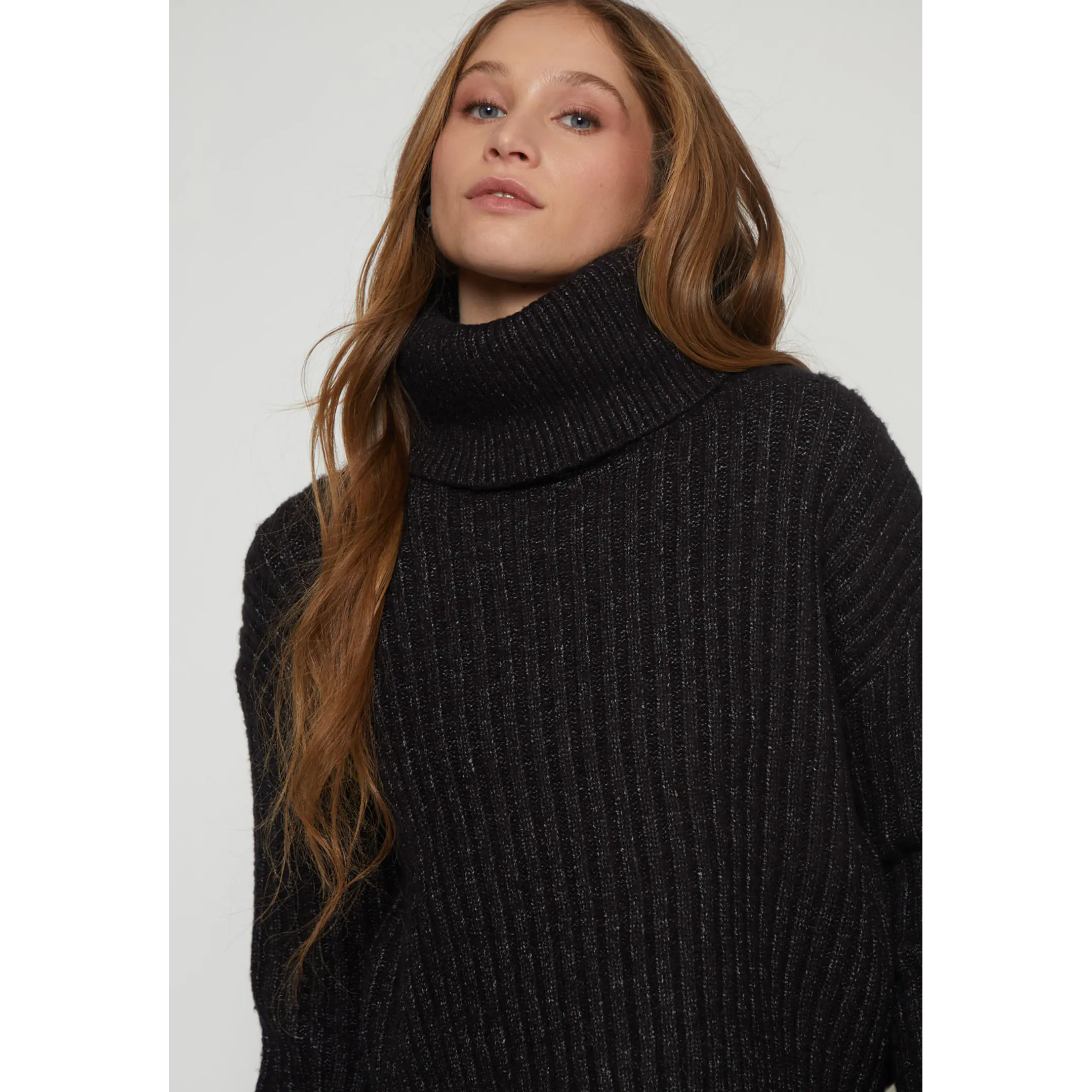 Sweater Canutón Cuello Mujer Negro Familyshop 3