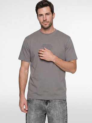 Polera Letras Relaxed Hombre Arena