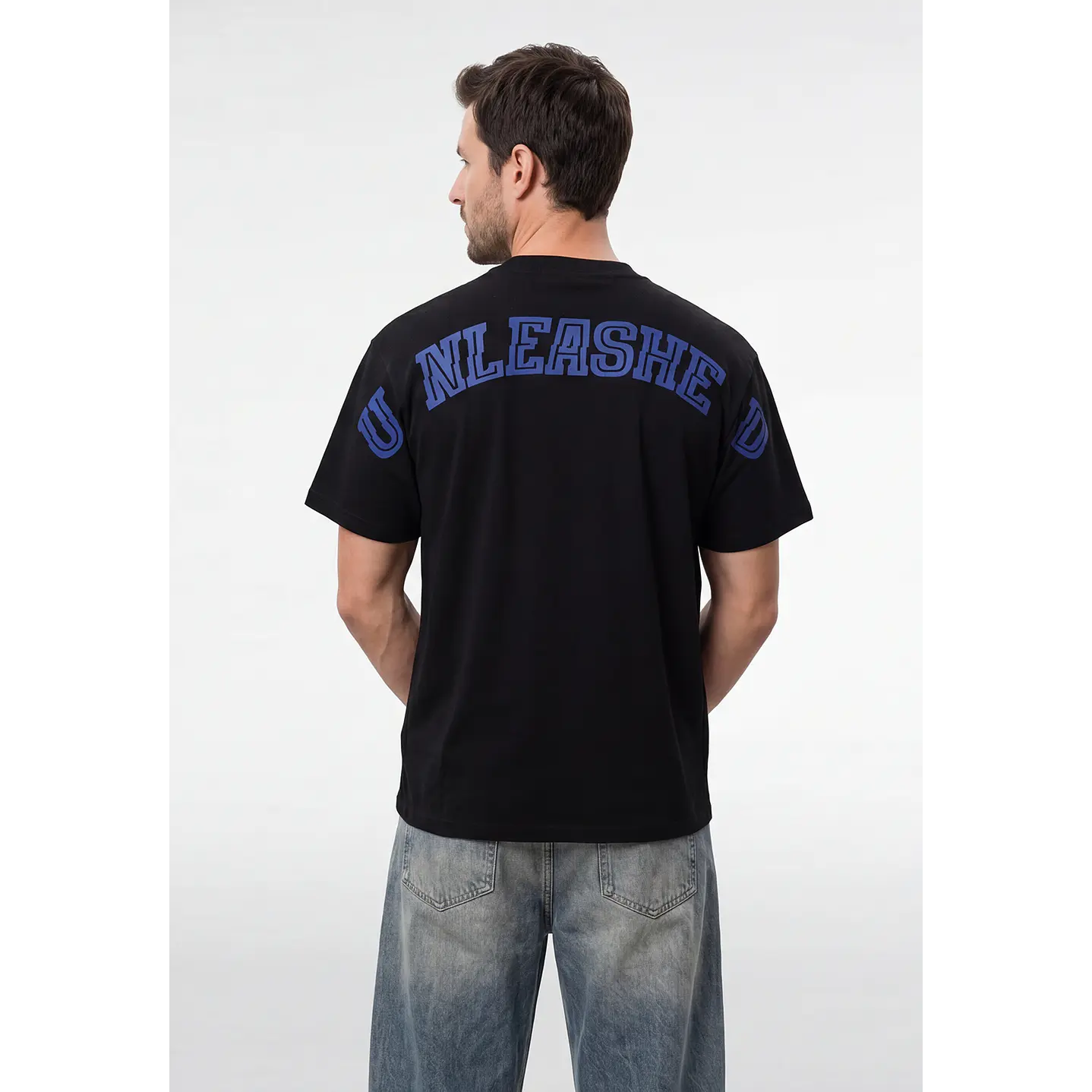 Polera Untamed Hombre Negro 2