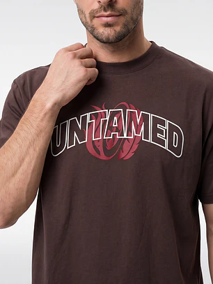 Polera Untamed Hombre Café