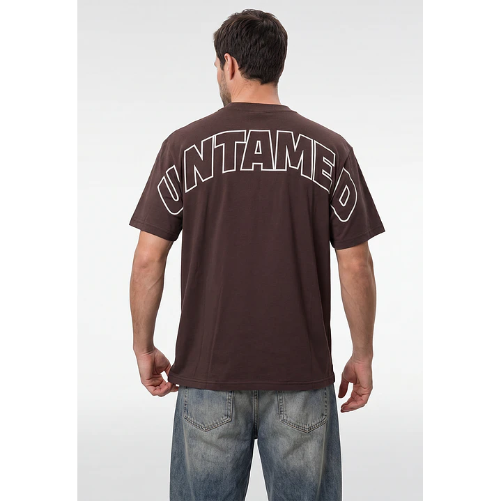 Polera Untamed Hombre Café 3
