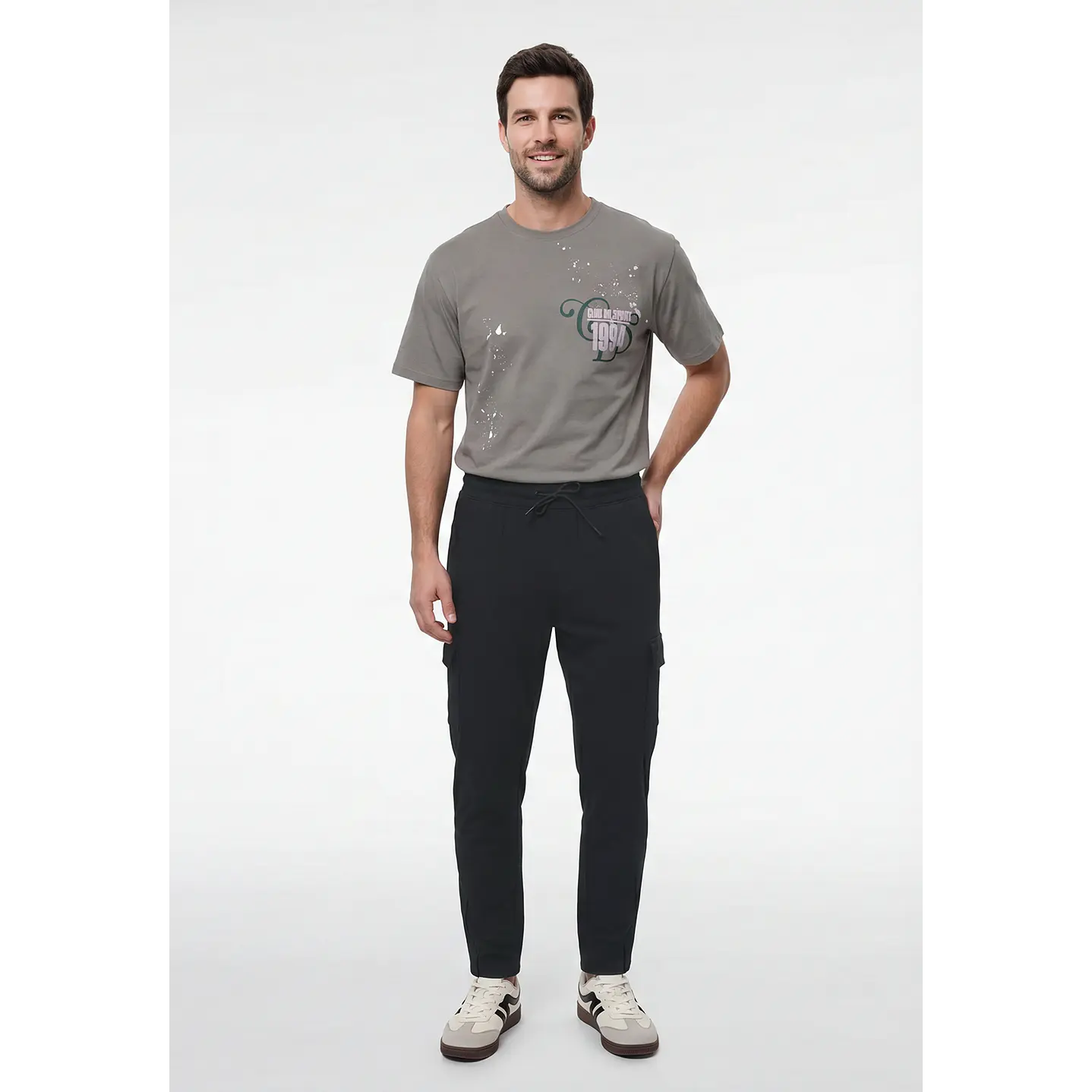 Buzo Regular Cargo Hombre Gris 4