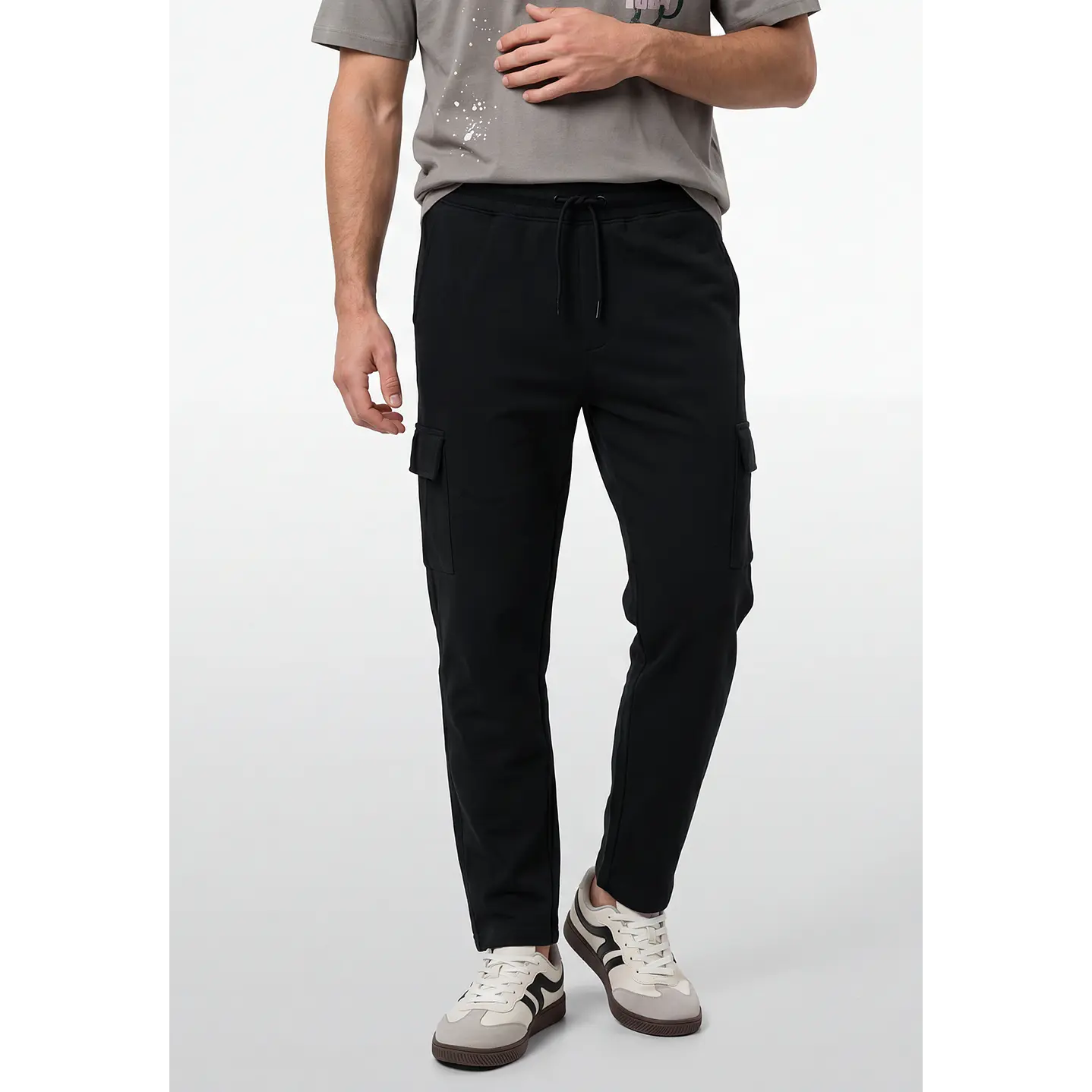 Buzo Regular Cargo Hombre Negro 1