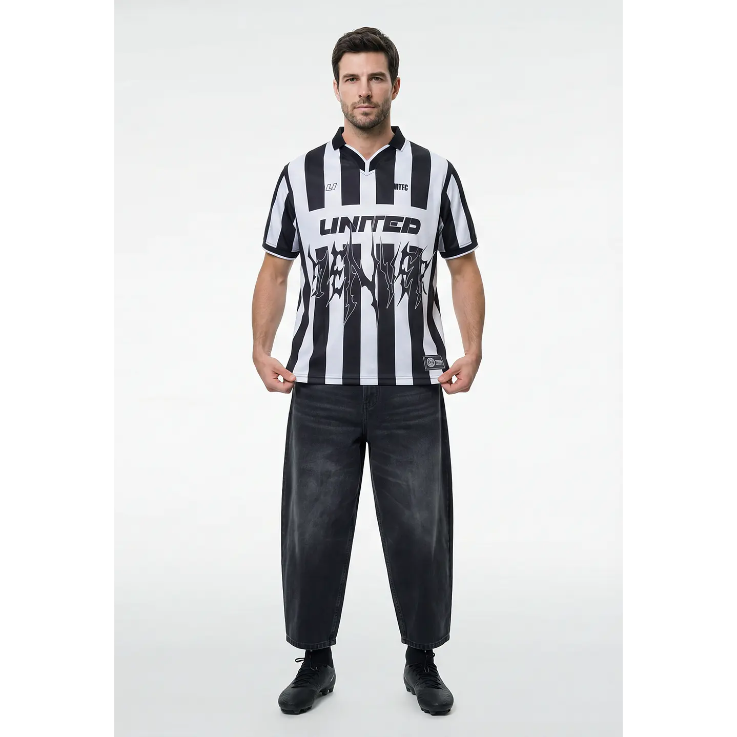 Polera Deportiva Retro Hombre Negro 4