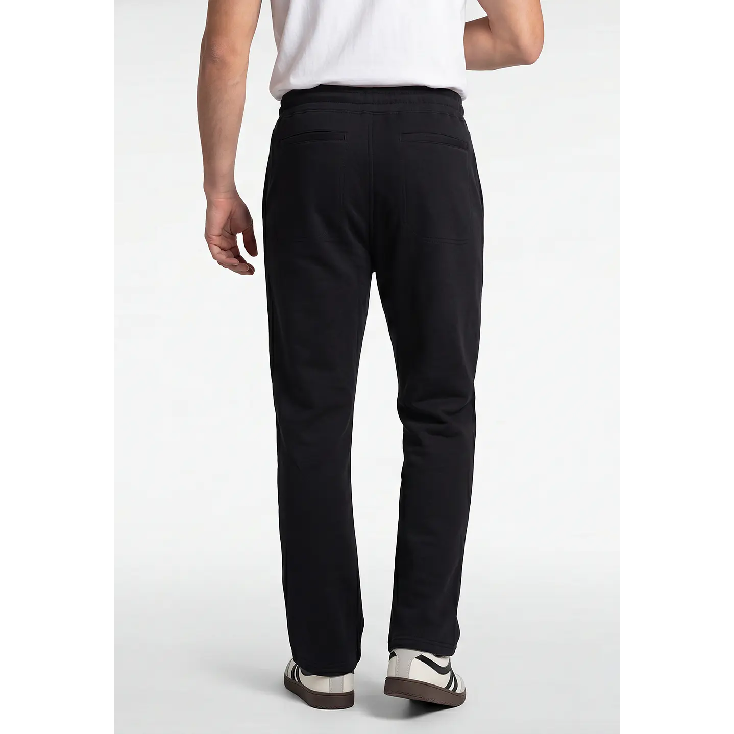 Buzo Recto Jogger Hombre Negro 2
