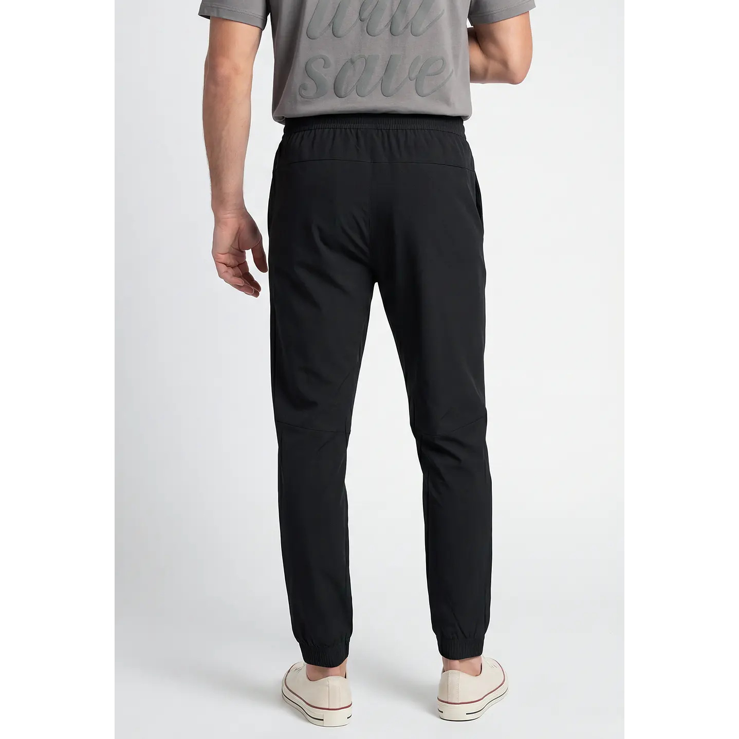 Buzo Deportivo Slim Hombre Negro 2