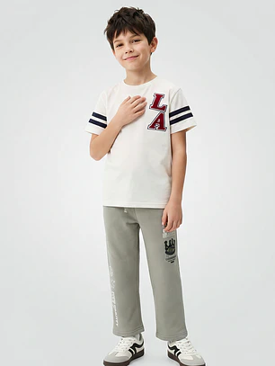 Buzo Urbano Loose Fit Niño Verde
