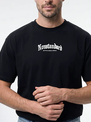 Polera Gothic Relaxed Hombre Negro