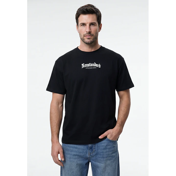 Polera Gothic Relaxed Hombre Negro 1