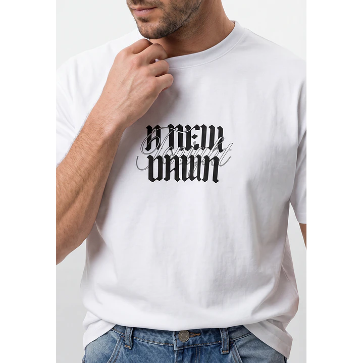 Polera Gothic Relaxed Hombre Blanco 2