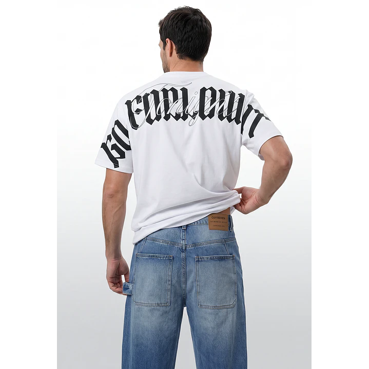 Polera Gothic Relaxed Hombre Blanco 3