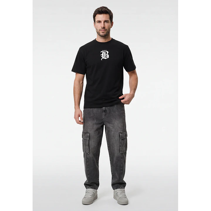 Polera Gothic Relaxed Hombre Negro 4
