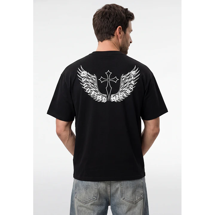 Polera Alas Oversize Hombre Negro 3
