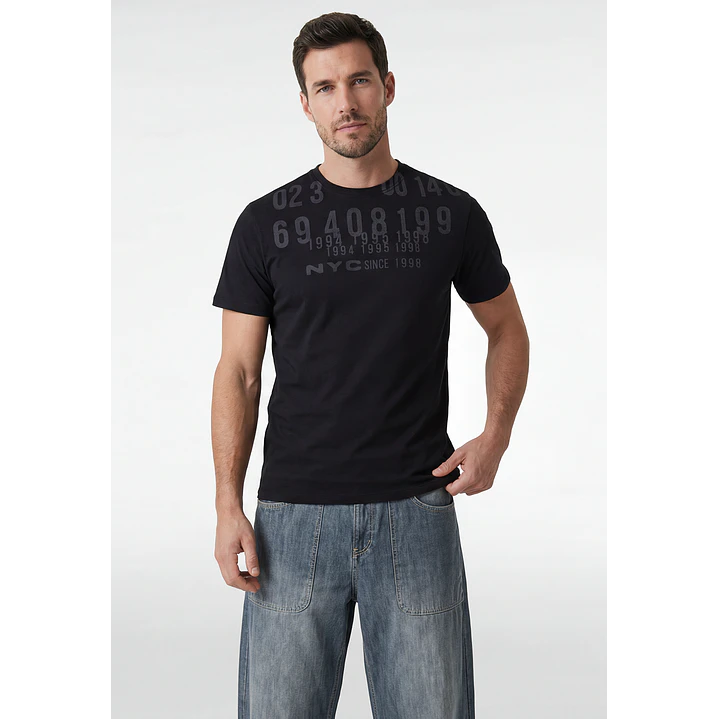 Polera Letras Regular Hombre Negro 1
