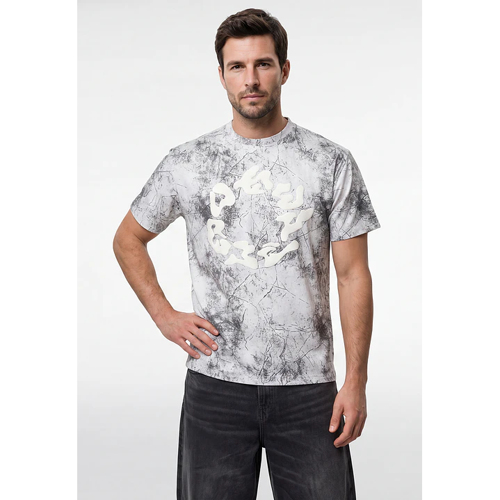 Polera Relieve 3D Relaxed Hombre Gris 1
