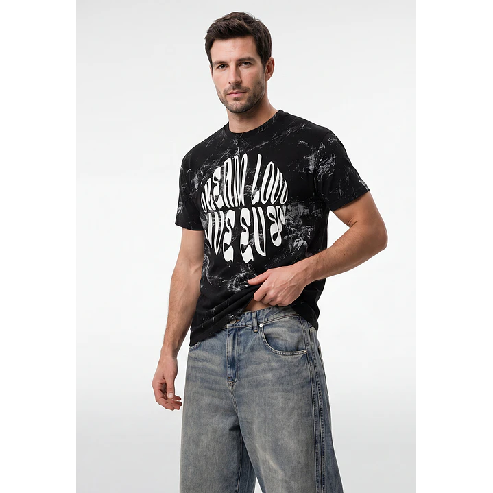 Polera Relieve 3D Relaxed Hombre Negro 1