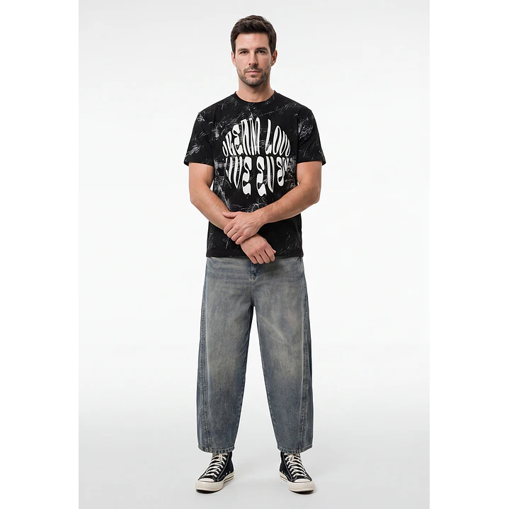 Polera Relieve 3D Relaxed Hombre Negro 4