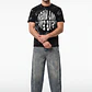 Polera Relieve 3D Relaxed Hombre Negro - Miniatura 4