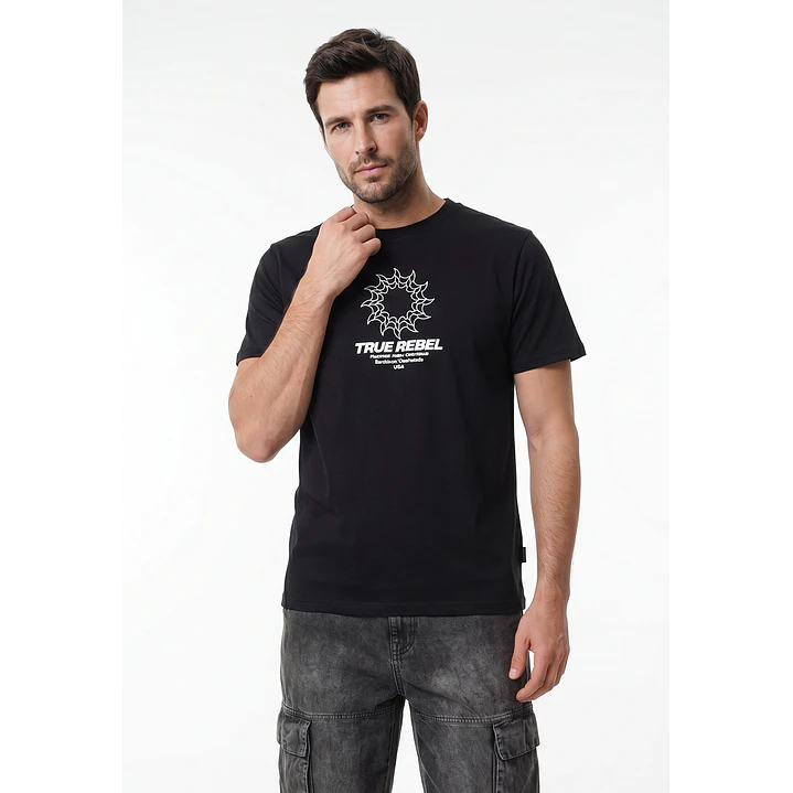 Polera Letras Relaxed Hombre Negro 1