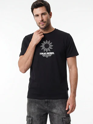 Polera Letras Relaxed Hombre Negro
