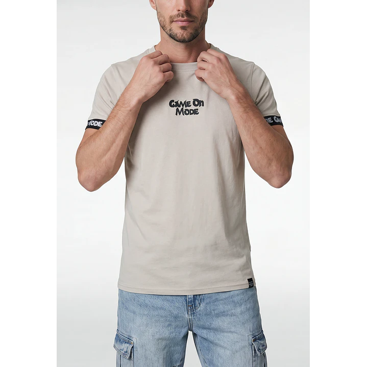 Polera Elasticada Hombre Beige 2