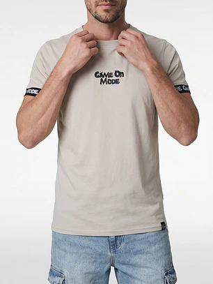 Polera Elasticada Hombre Beige