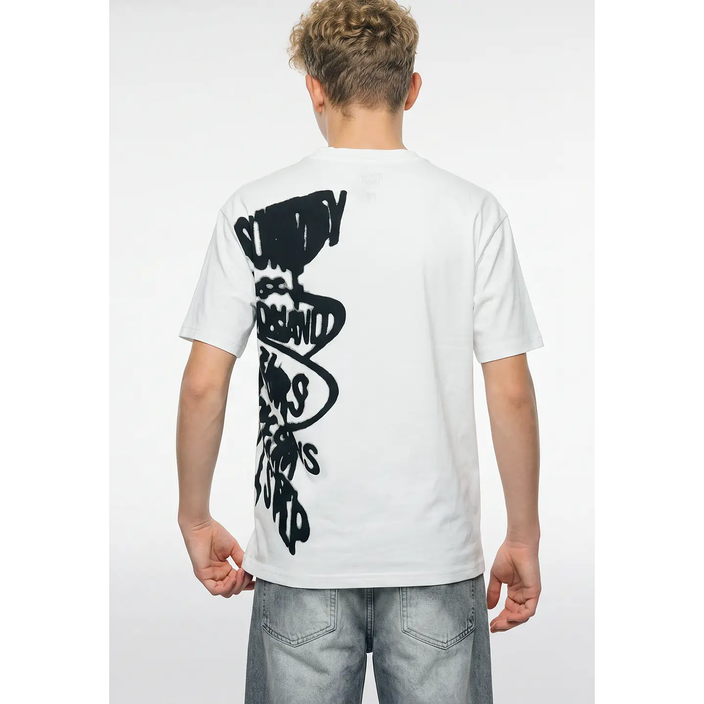 Polera Gothic Lolo Crudo 2