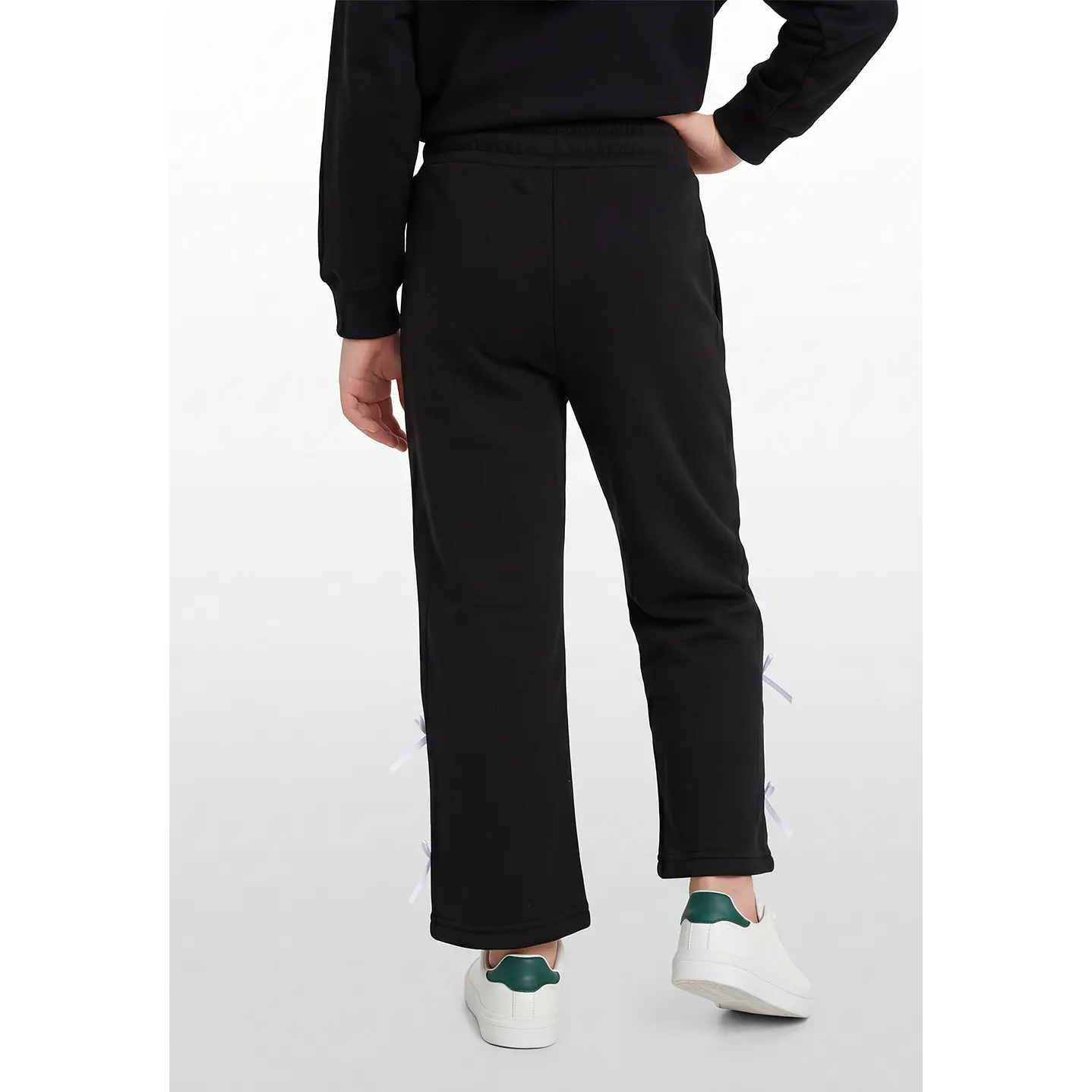 Buzo Lazos Wide Leg Niña Negro 3