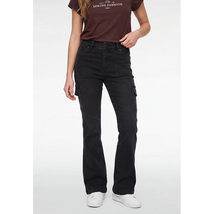 Jeans Cargo Flare Mujer Negro 1