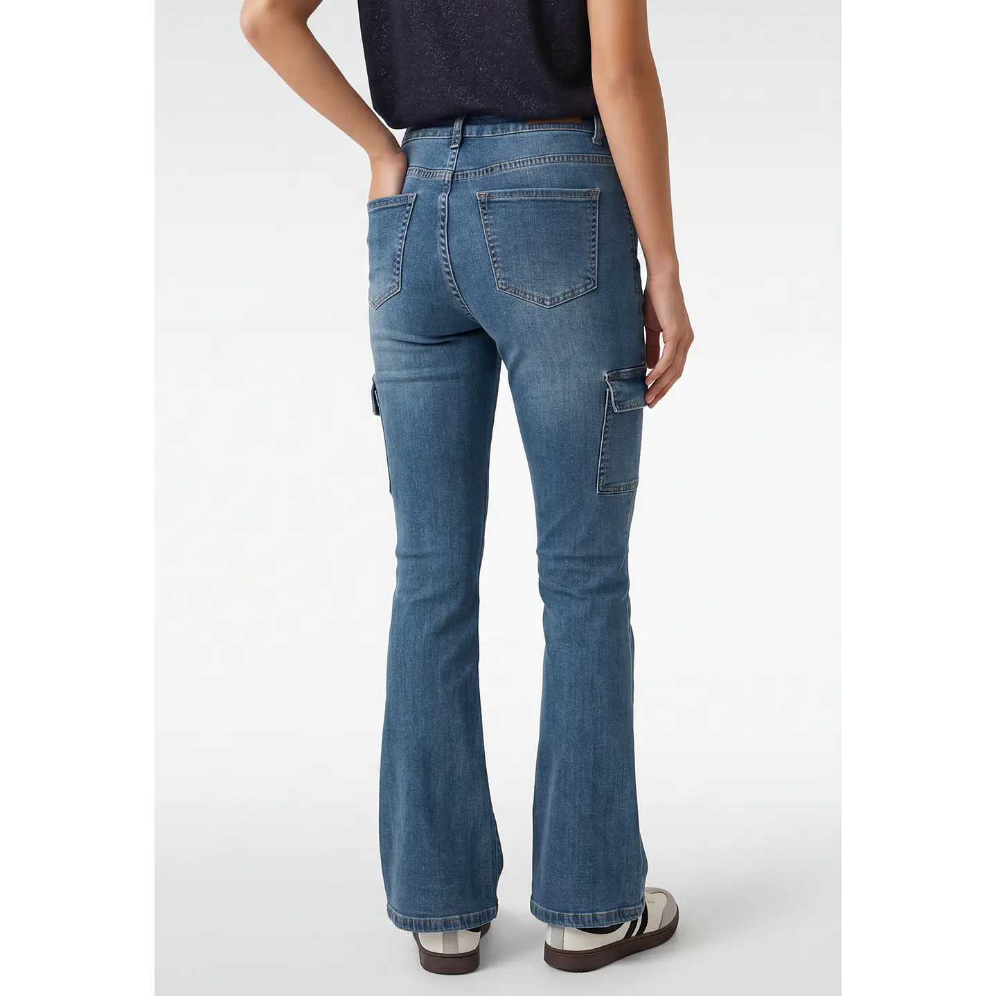 Jeans Cargo Flare Mujer Azul 2