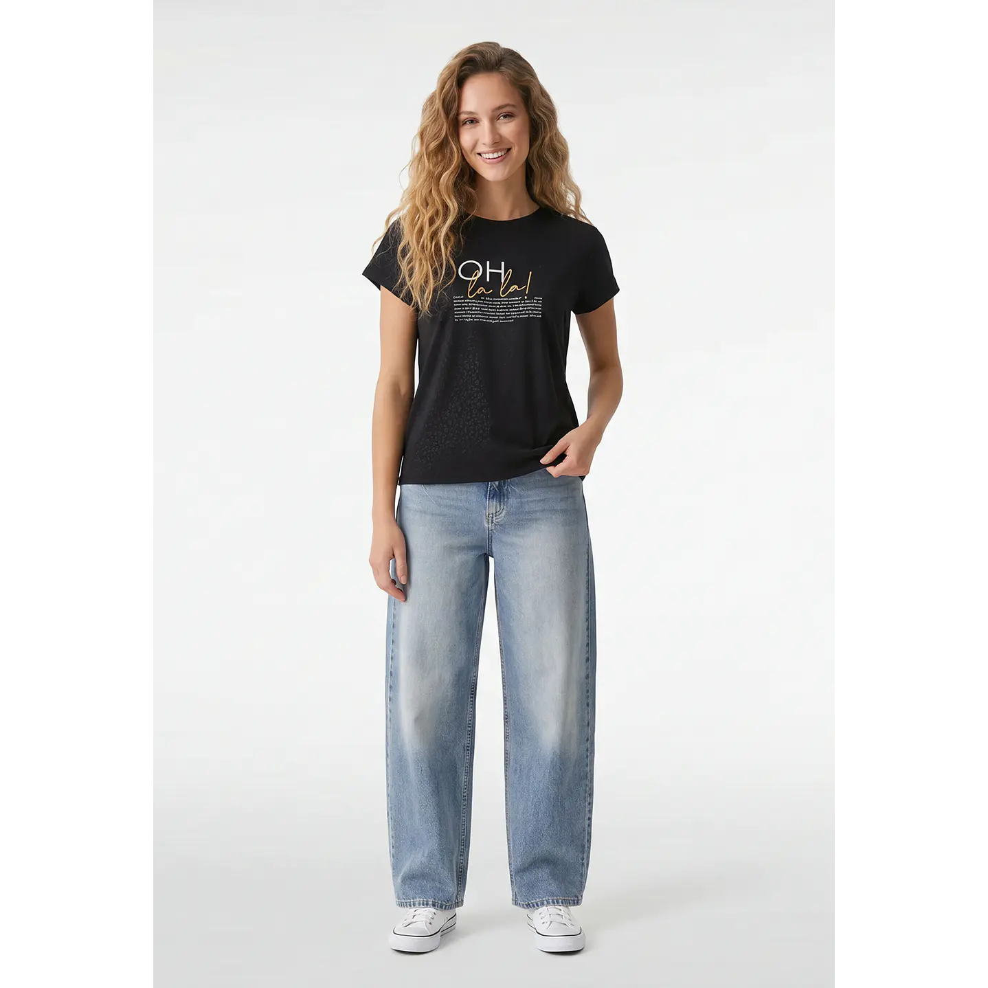 Polera Letras Mujer Negro 4