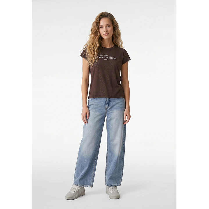 Polera Letras Mujer Café 4