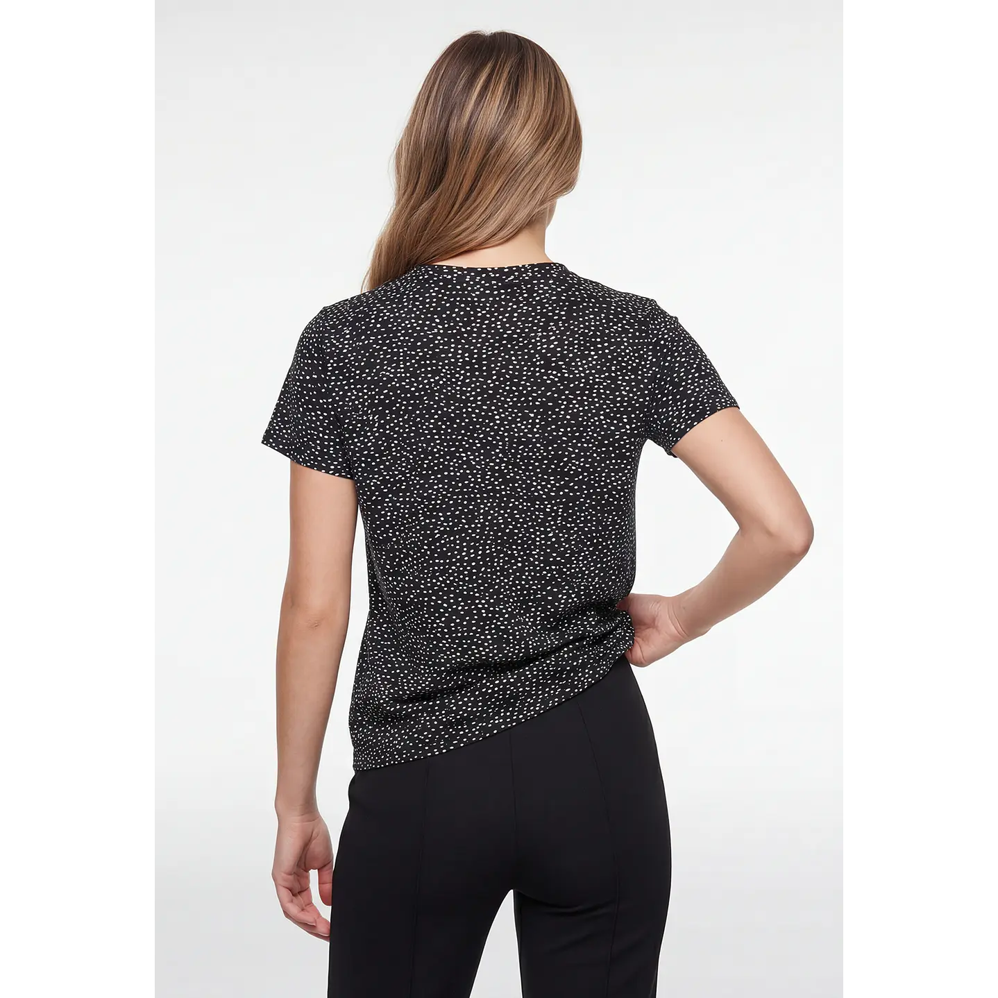 Polera Lunares Mujer Negro 3
