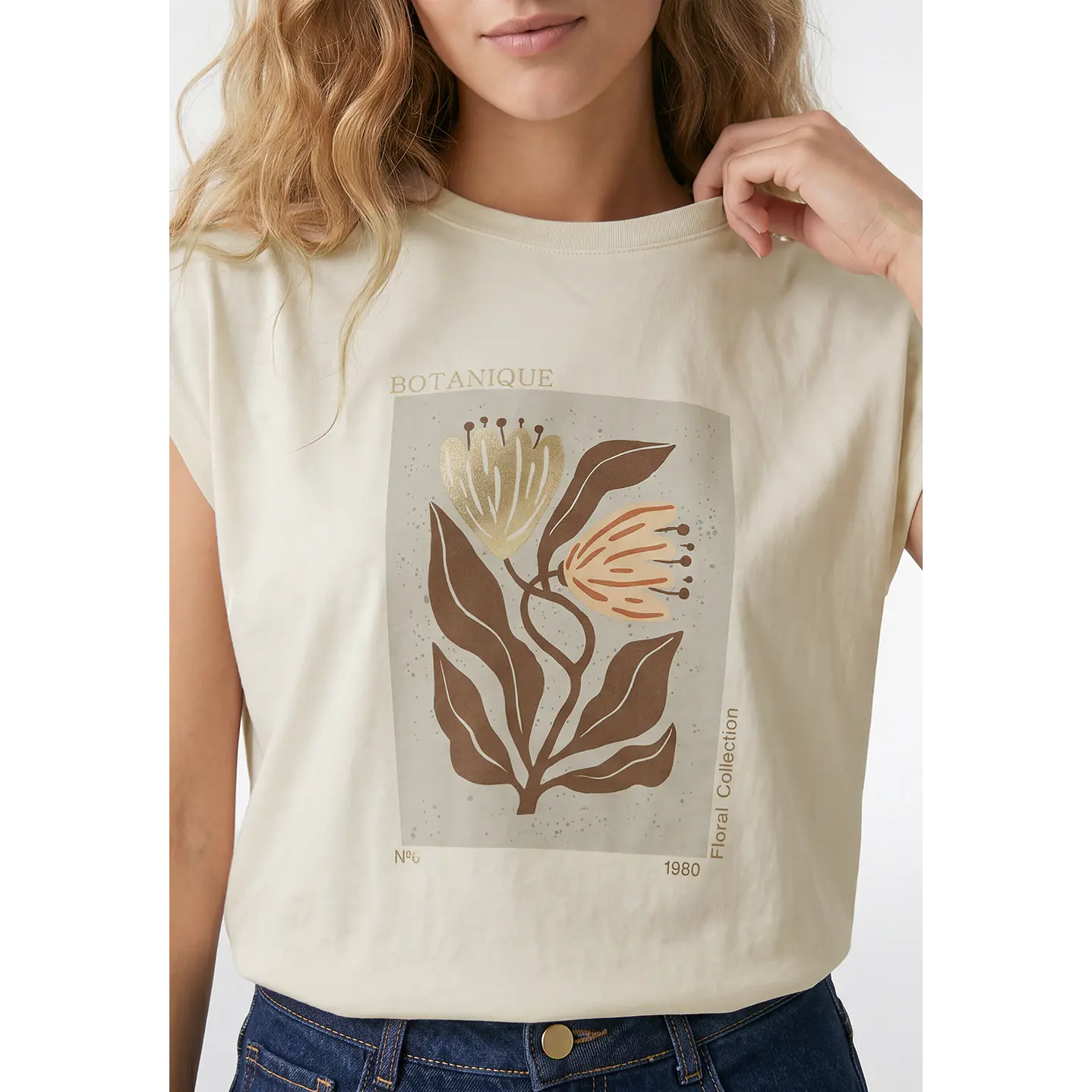 Polera Arte Mujer Beige 2