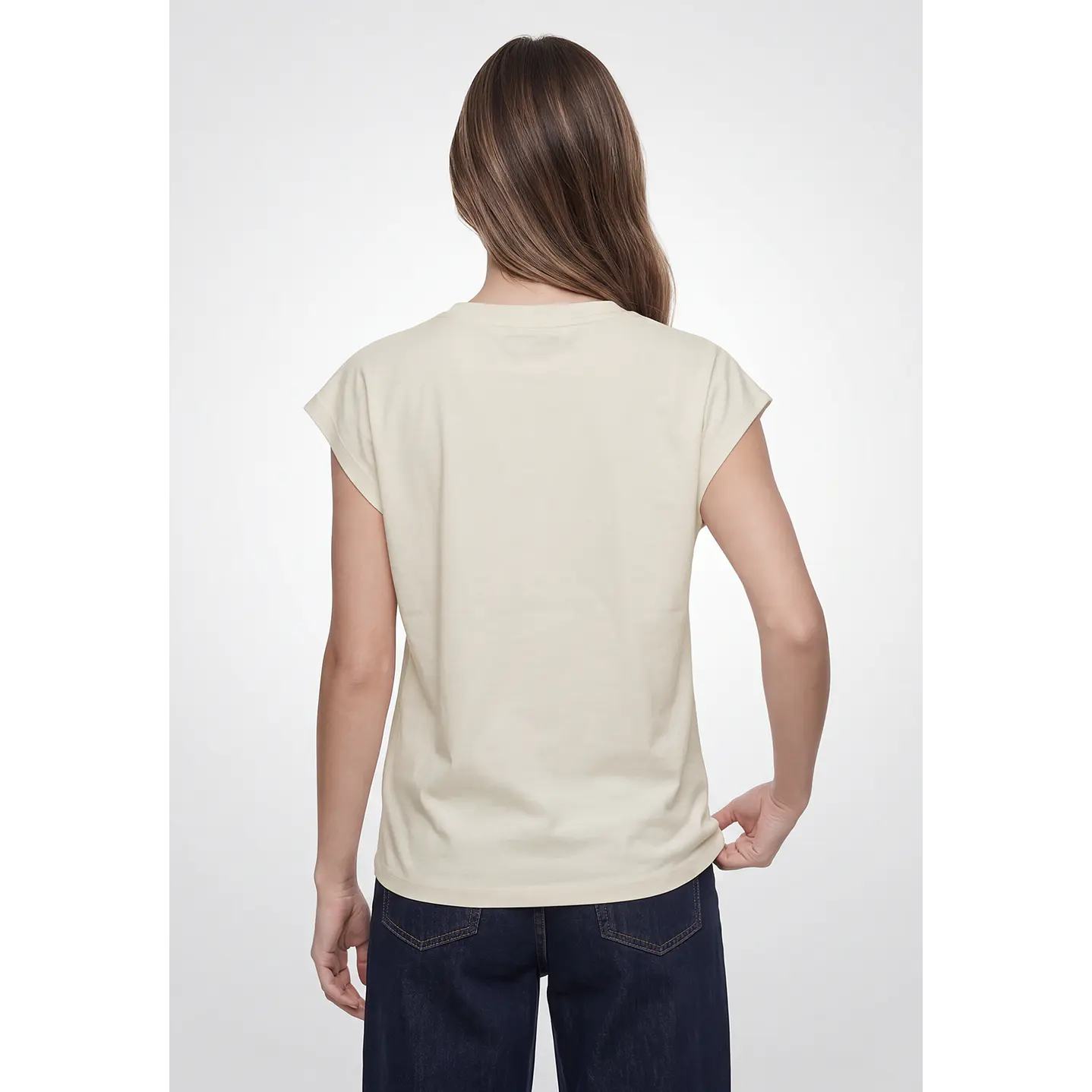 Polera Arte Mujer Beige 3
