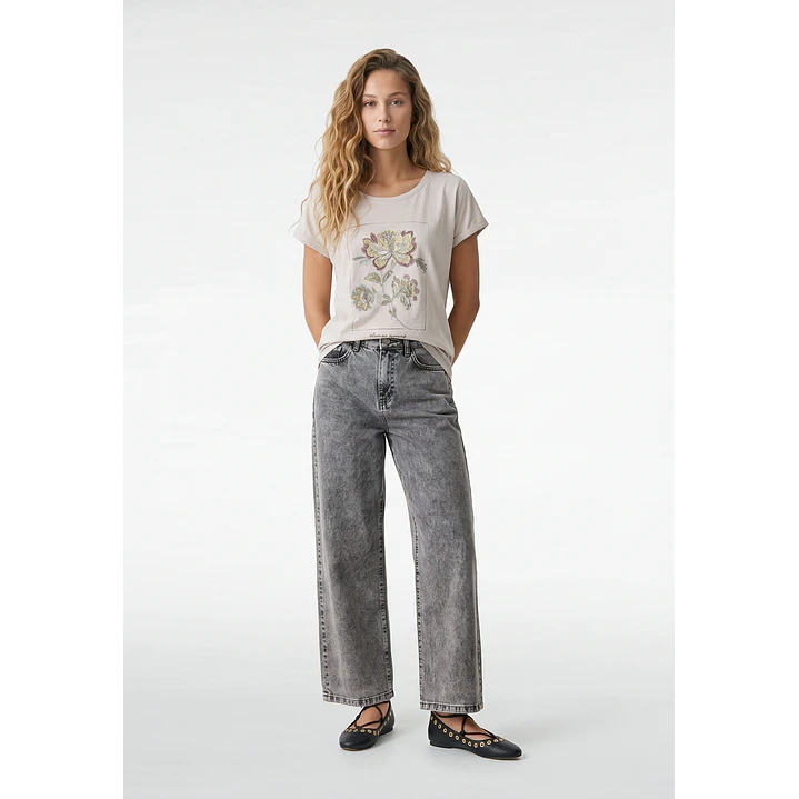 Polera Flor Mujer Beige 4