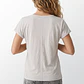 Polera Flor Mujer Beige - Miniatura 3