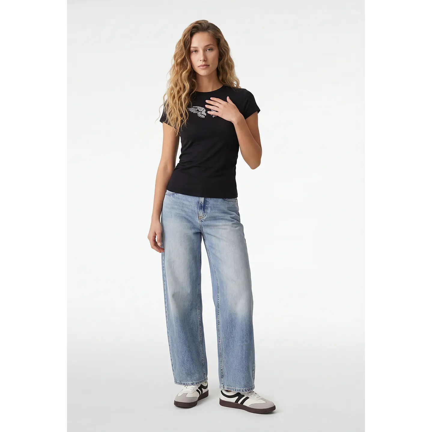 Polera Alas Mujer Negro 4