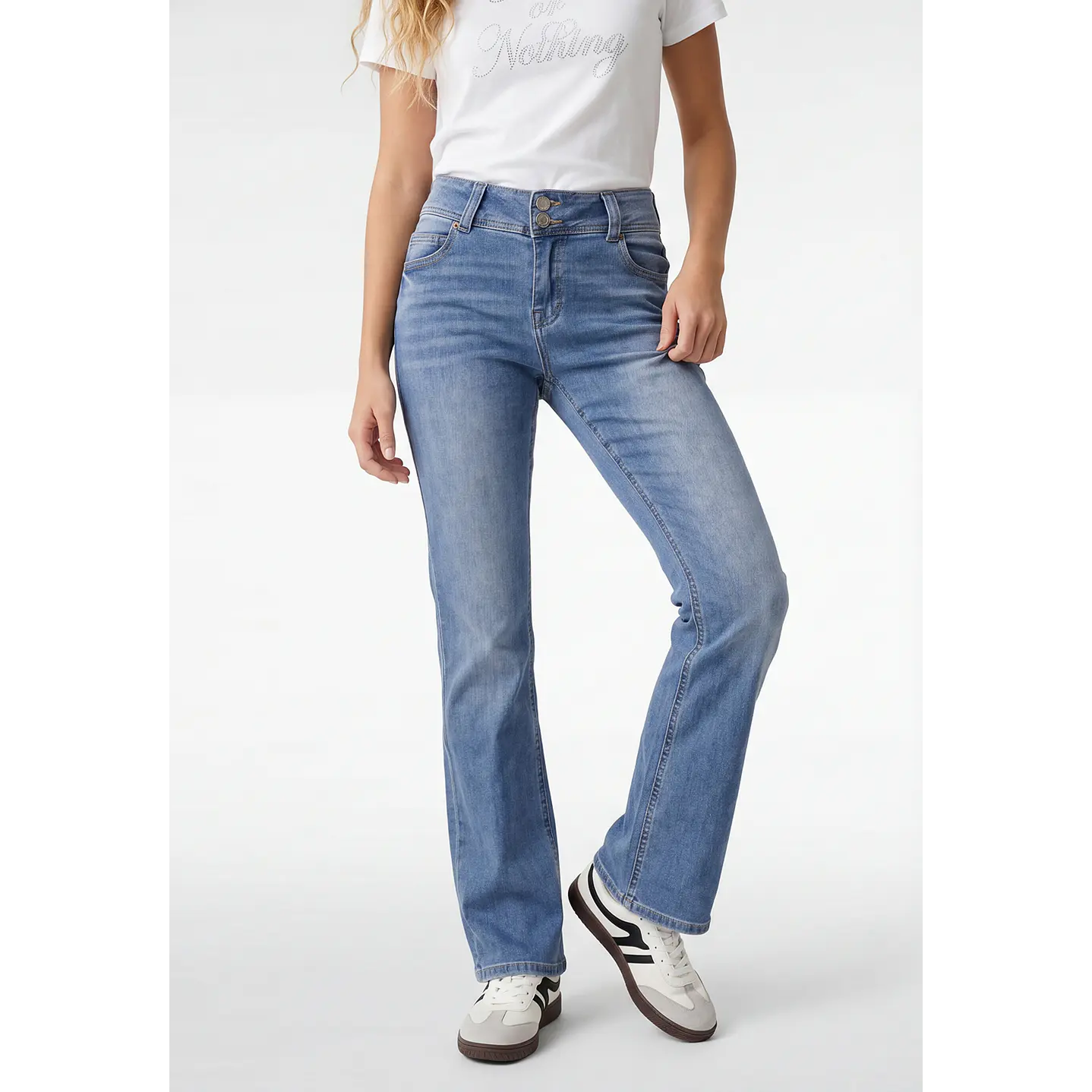 Jeans Tiro Bajo Flare Mujer Azul 1