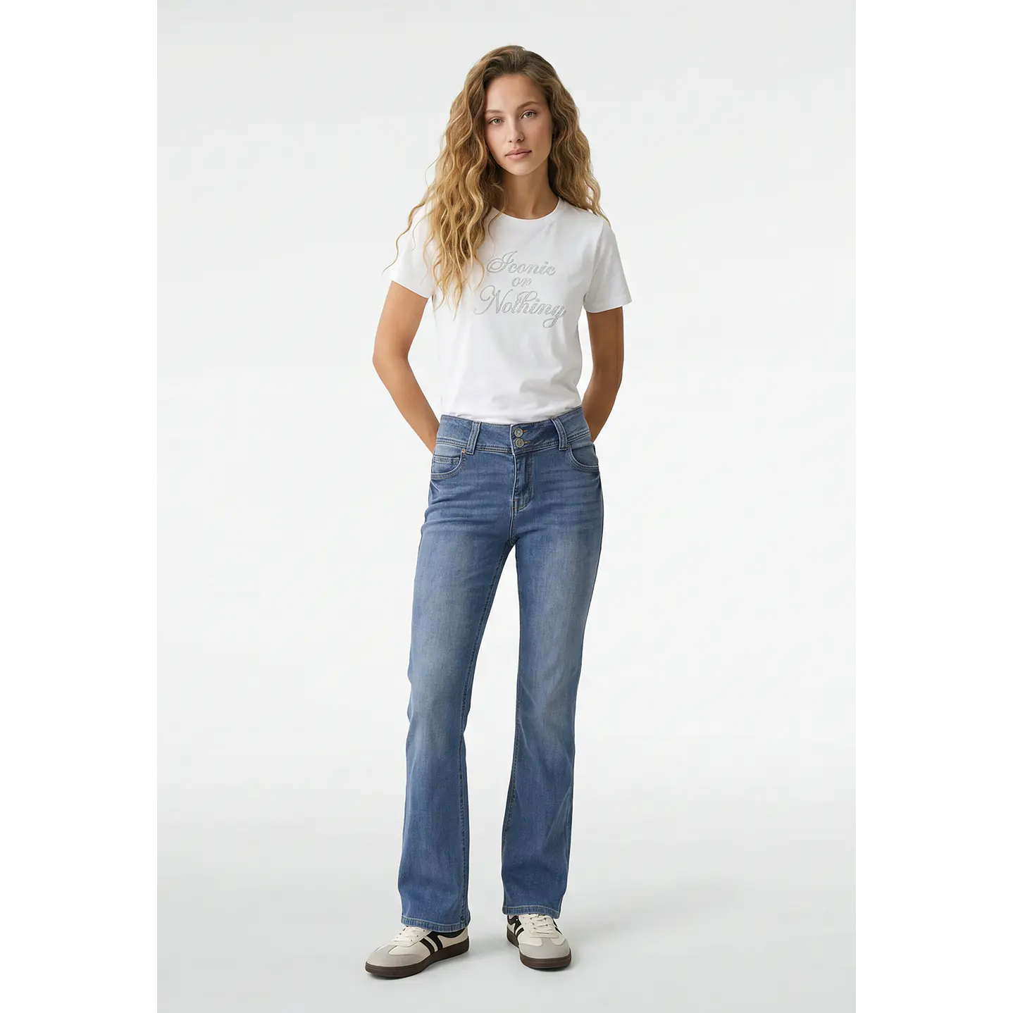 Jeans Tiro Bajo Flare Mujer Azul 2