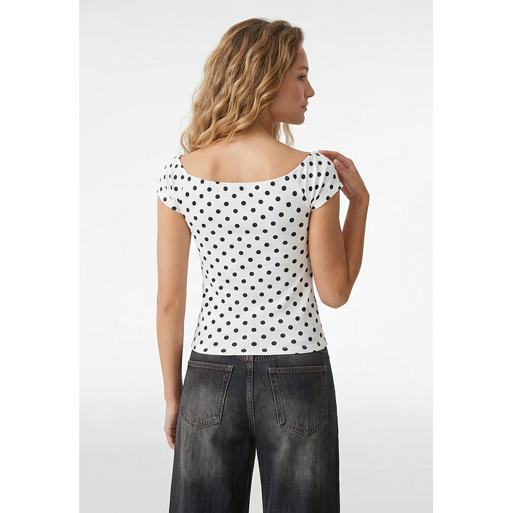 Polera Lunares Mujer Blanco 3