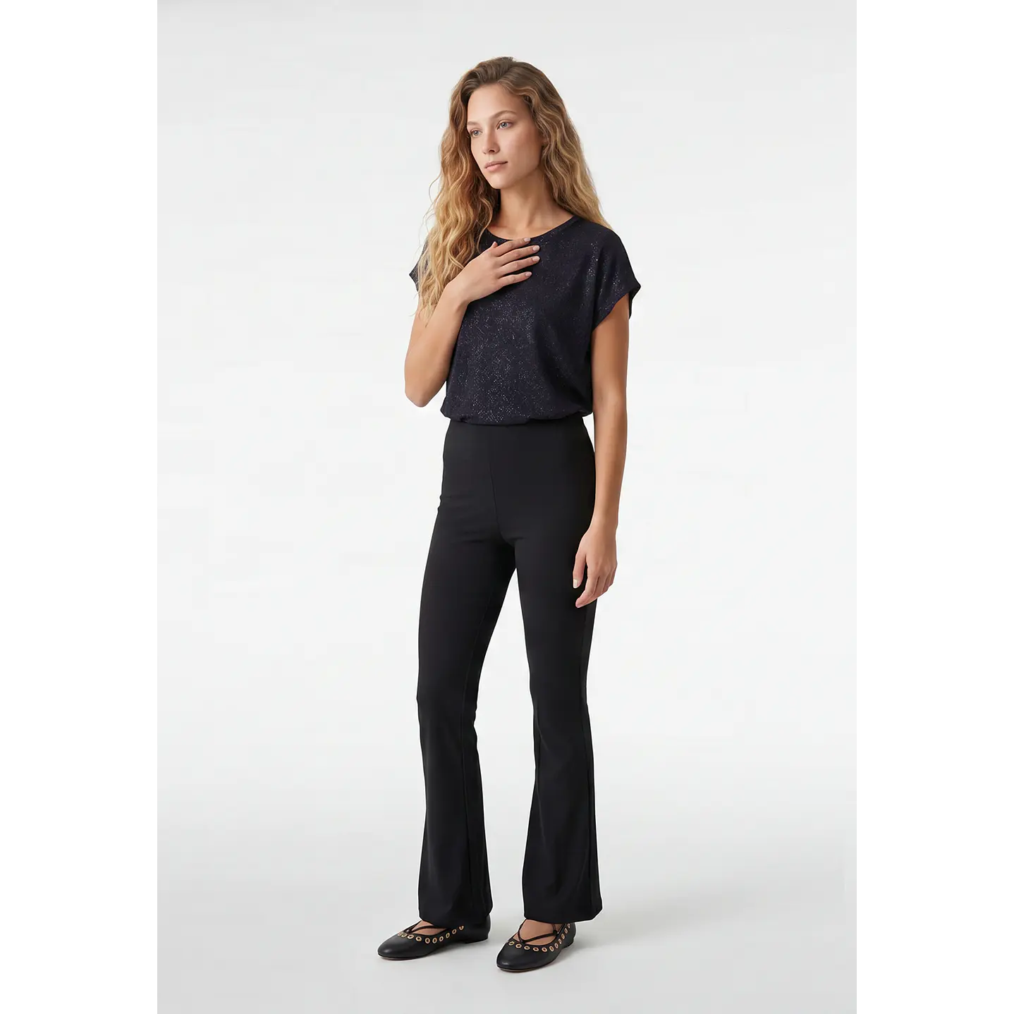 Calza Texturada Flare Mujer Negro 3