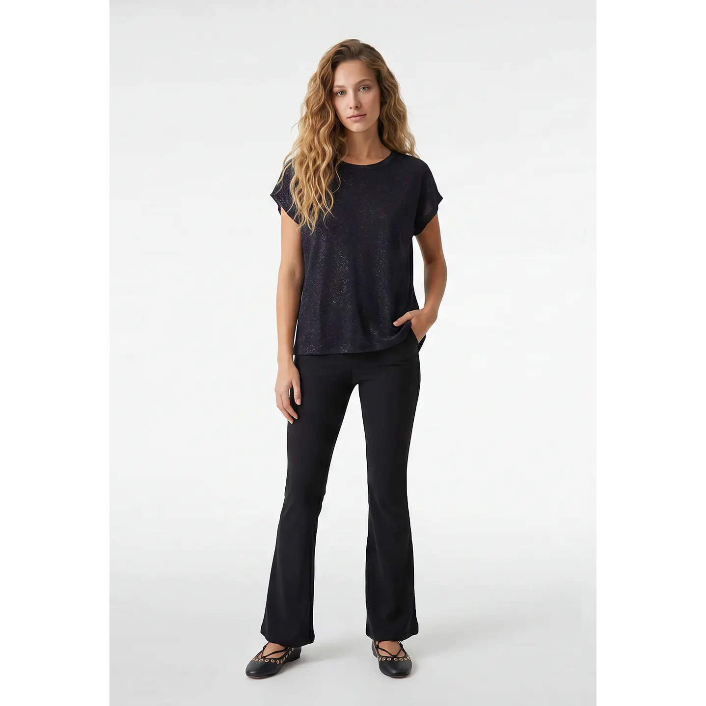 Calza Texturada Flare Mujer Negro 4