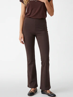Calza Texturada Flare Mujer Café