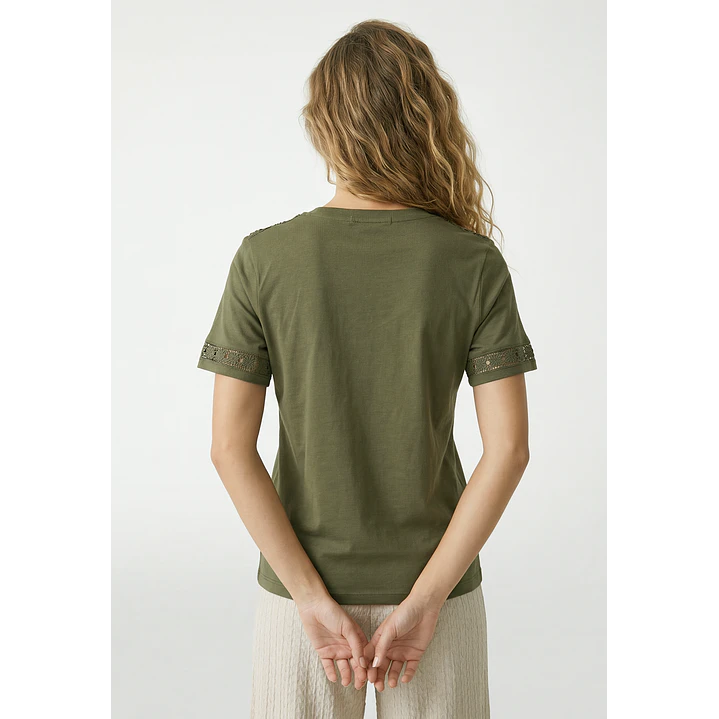 Polera Aplicación Mujer Verde 3